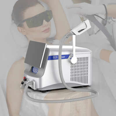 Draagbare laserhaarverwijder 810nm Permanente haareverwijder voor vrouwen
