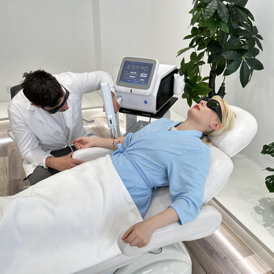 OEM ODM Q Switch ND Yag Laser Machine 2000mj Carbon Peeling Laser Machine