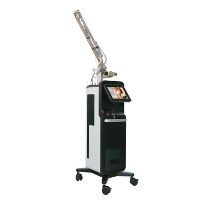 Professionele Fractionele Laser CO2-machine voor huidverlichting / -verstrekking