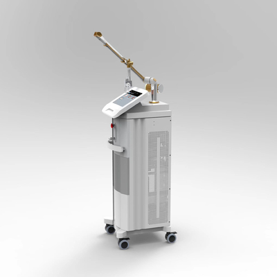 Professionele Fractionele Laser CO2-machine voor huidverlichting / -verstrekking